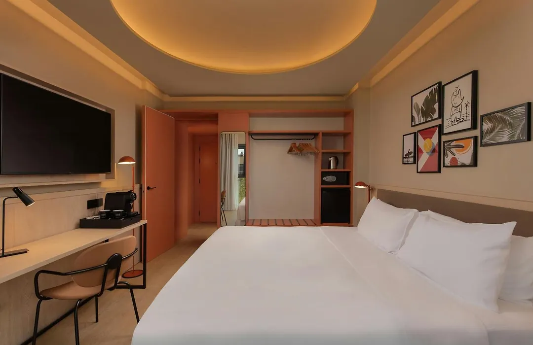 Four Points By Sheraton Barcelona Diagonal-1